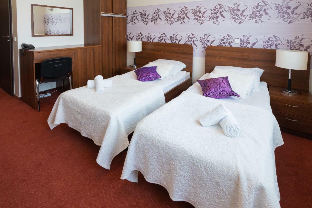 Terra Bella Hotel Biala Podlaska Ngoại thất bức ảnh